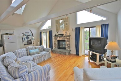 55 Dodgers Hole Rd, Edgartown, MA 02539 - photo 5