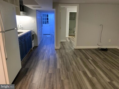 138 Cambridge Rd unit B1, Alexandria, VA 22314 - photo 3