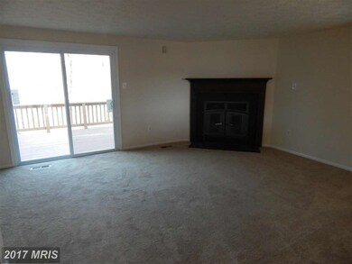 1314 E Spring Meadow Ct, Edgewood, MD 21040 - photo 4