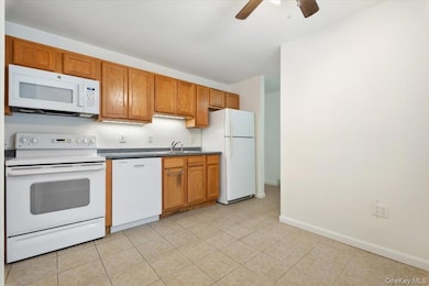 601 Village Dr unit 601, Brewster, NY 10509 - photo 3