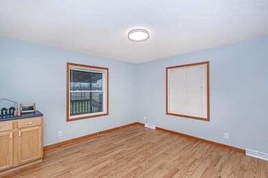14-web-or-mls-6067-state-hwy-m