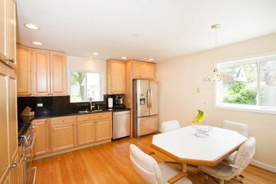 18460 Argyle Ave, Homewood, IL 60430 - photo 5