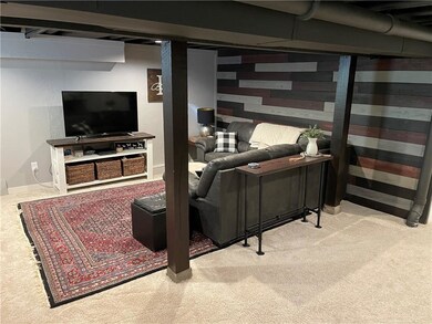 1971 Summit St, Des Moines, IA 50315 - photo 5