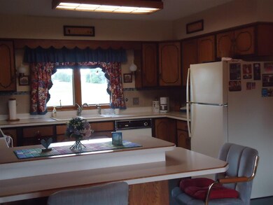 1521 E Skyline Dr, North Platte, NE 69101 - photo 5