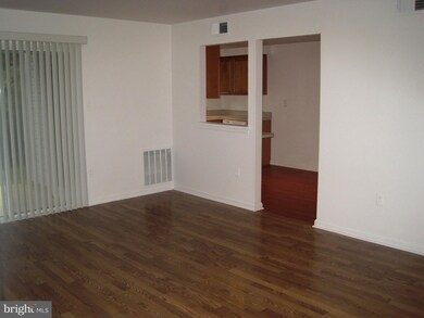 12225 Stevenson Ct unit 12225, Woodbridge, VA 22192 - photo 3