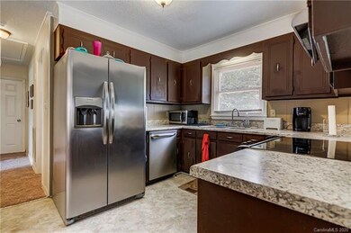 1010 Spring Dr, Gastonia, NC 28052 - photo 7