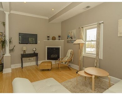 26 Beach St unit 3, Dorchester, MA 02122 - photo 4