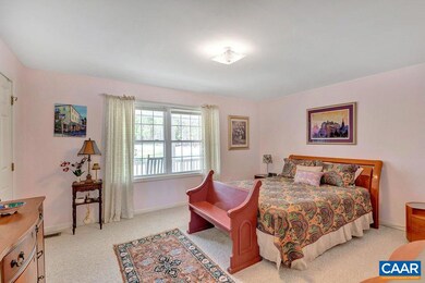 3965 Boston Creek Dr, Charlottesville, VA 22902 - photo 5