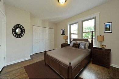 6136 N Mozart St, Chicago, IL 60659 - photo 7