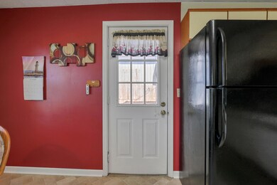 484 Coshocton Ave, Thornville, OH 43076 - photo 7