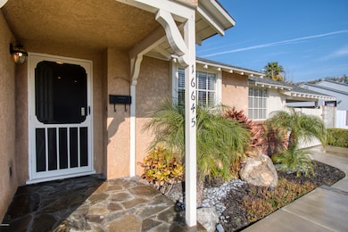 16645 Covello St, van Nuys, CA 91406 - photo 3