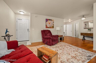 14-web-or-mls-5719 Denali St F-14