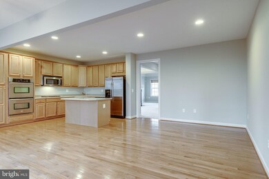 25211 Beach Place, Chantilly, VA 20152 - photo 6