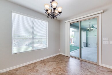 Kitchen Nook w/Lots of natural light