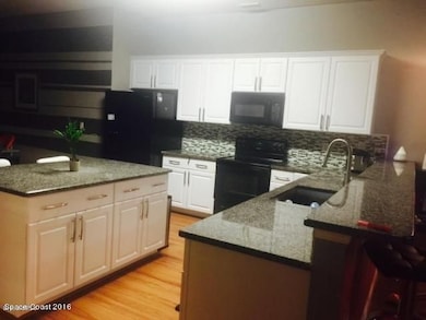 KITCHEN PIC 2