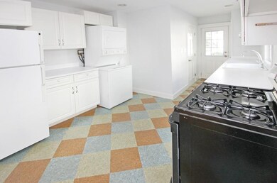 1 Merrimac St unit 1, Amesbury, MA 01913 - photo 4