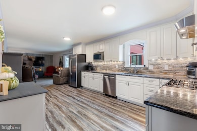 18 Honeysuckle Dr, Port Deposit, MD 21904 - photo 3