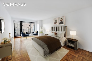 200 Central Park S unit 10A, New York, NY 10019 - photo 7