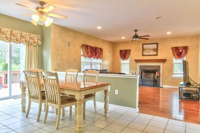 130 Quail Run Ct, Freehold, NJ 07728 - photo 4