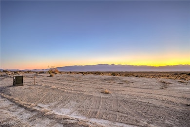 9276 Winston Ct, Pahrump, NV 89061 - photo 2