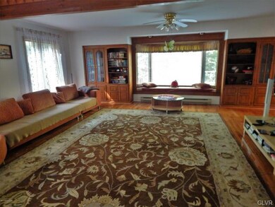 1354 Pocono Mountain Lake Dr, Bushkill, PA 18324 - photo 7