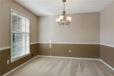 10411 Century Ln, Lenexa, KS 66215 - photo 5