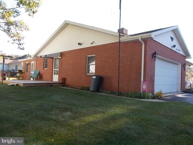 5197 Treher Rd, Fayetteville, PA 17222 - photo 3