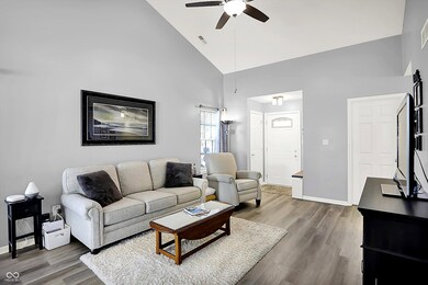 9764 Foxboro Ln, Fishers, IN 46038 - photo 5