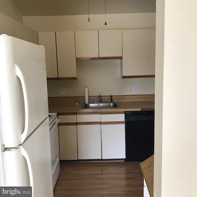 5804 Lantana Cir unit I, Frederick, MD 21703 - photo 5