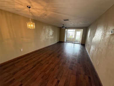 4233 Tamargo Dr unit 4233, New Port Richey, FL 34652 - photo 2