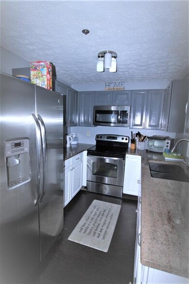 59 Beech Hill Ave, Manchester, NH 03103 - photo 4