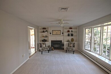 422 Pendleton Ln, Londonderry, NH 03053 - photo 7