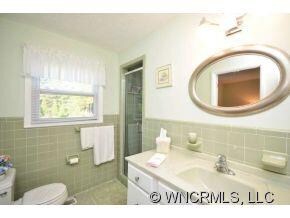 1 Braddock Way, Asheville, NC 28803 - photo 7