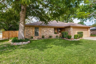 5101 Maplewood Ct, North Richland Hills, TX 76180 - photo 2