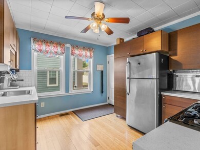 255-257 Beech St unit 257, Boston, MA 02131 - photo 5