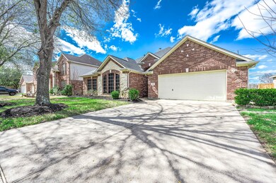 Stunning Exterior look with Stone & Brick