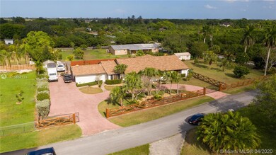 23455 SW 153rd Ave, Homestead, FL 33032 - photo 2