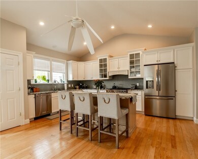 164 Carpenter Dr, Wakefield, RI 02879 - photo 6