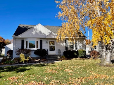 2252 Center St, Green Bay, WI 54304 - photo 4