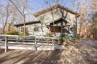 606 Thornwood Rd, Jamestown, NC 27282 - photo 4