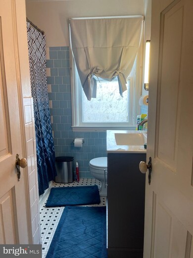 1627 Heathfield Rd, Baltimore, MD 21239 - photo 3