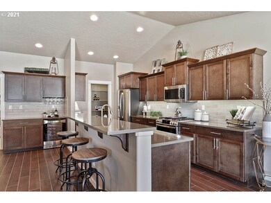 1352 Lorien Ln, Eugene, OR 97404 - photo 5