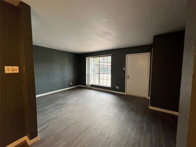 11540 Chimney Rock Rd unit 108, Houston, TX 77035 - photo 2