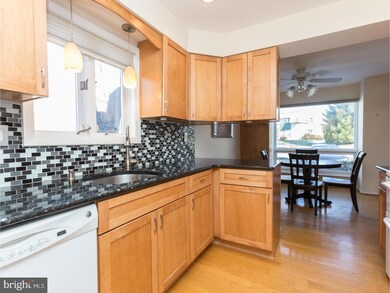 985 Putnam Blvd unit 82, Wallingford, PA 19086 - photo 4