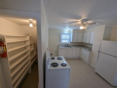 38 Franklin St unit 3, Claremont, NH 03743 - photo 6
