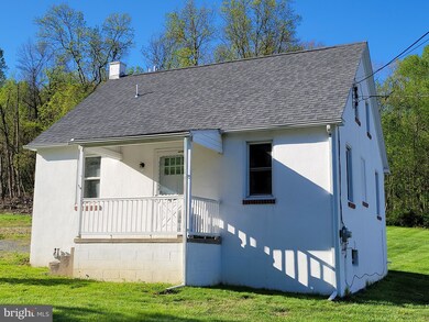 1714 W Philadelphia Ave, Boyertown, PA 19512 - photo 2