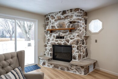 N5438 Lower Rd, Shiocton, WI 54170 - photo 6