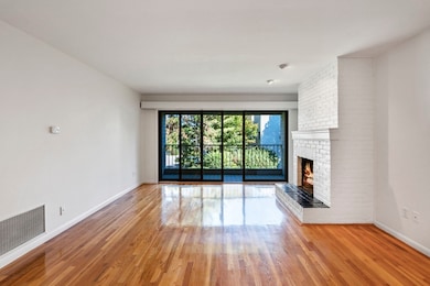 50 Allerton Place unit B, Marblehead, MA 01945 - photo 2