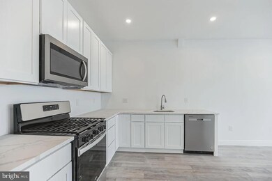 322 Vine St unit 1B, Camden, NJ 08102 - photo 7