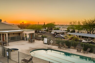 Community Pool & Spa
